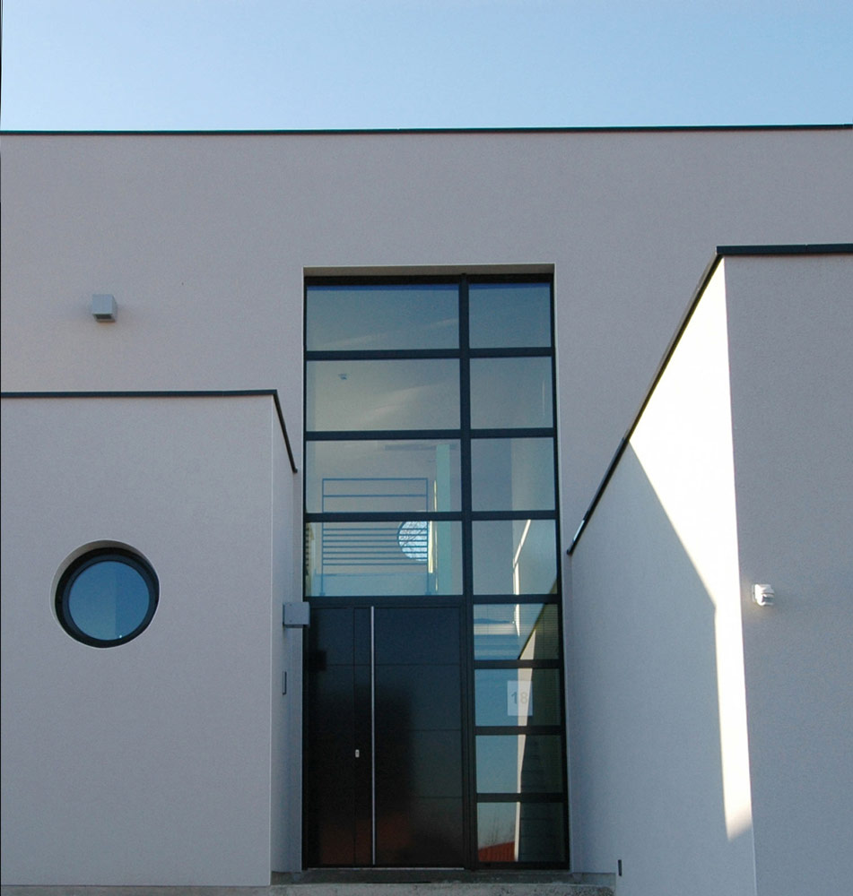 Porte d'entrée - Murs rideaux : Portes d'entrée aluminium pleine avec mur rideau vertical